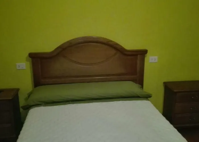 Casa Cachafeiro * Rodeiro